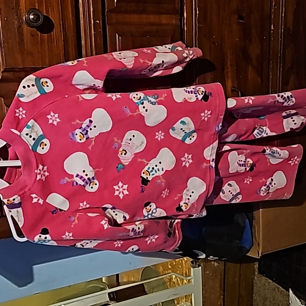 !!.                      Girls Snowman Pajamas